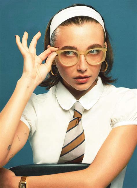 emma chamberlain glasses